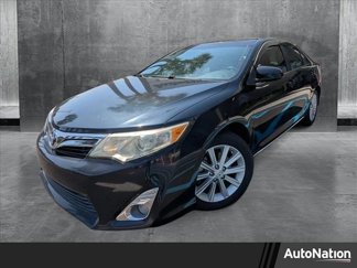 Used 2013 Toyota Camry XLE image 1