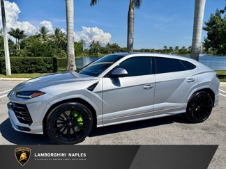Used 2022 Lamborghini Urus image 1