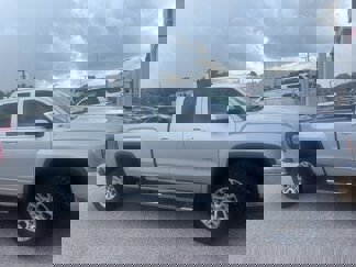 Used 2016 GMC Sierra 1500 SLE image 1