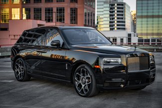 Used 2020 Rolls-Royce Cullinan Black Badge image 1