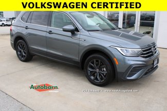 Certified 2024 Volkswagen Tiguan SE image 1