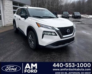 Used 2023 Nissan Rogue S image 1