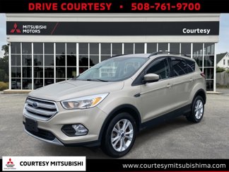 Used 2018 Ford Escape SE image 1