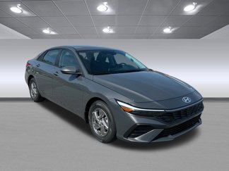 New 2025 Hyundai Elantra SE image 1