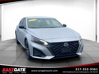 Used 2023 Nissan Altima 2.5 SR image 1