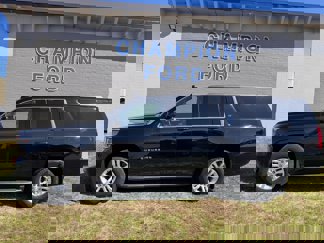 Used 2018 Chevrolet Suburban LT image 1