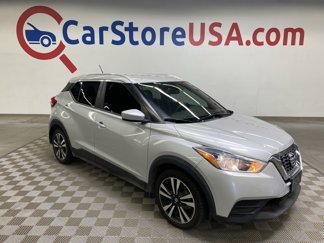 Used 2020 Nissan Kicks SV image 1