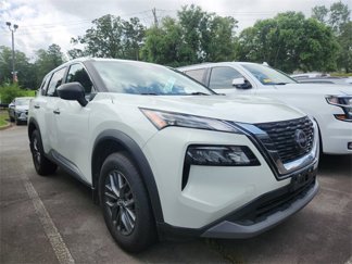 Used 2023 Nissan Rogue S image 1