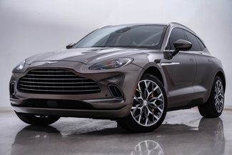 Used 2023 Aston Martin DBX image 1