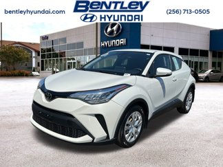 Used 2020 Toyota C-HR LE image 1