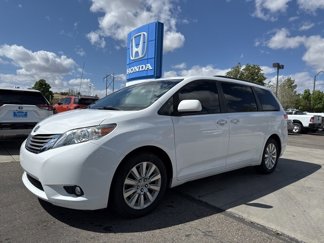 Used 2012 Toyota Sienna AWD image 1