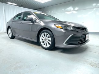 Certified 2023 Toyota Camry LE image 1