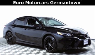 Used 2020 Toyota Camry SE image 1