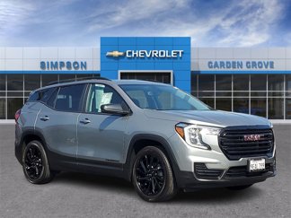 Used 2023 GMC Terrain SLE w/ Driver Convenience Package image 1