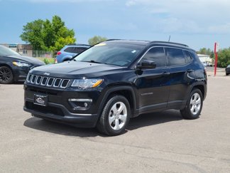 Used 2019 Jeep Compass Latitude w/ Cold Weather Group image 1