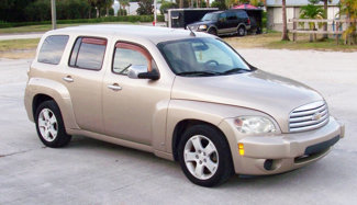 Used 2006 Chevrolet HHR LT image 1
