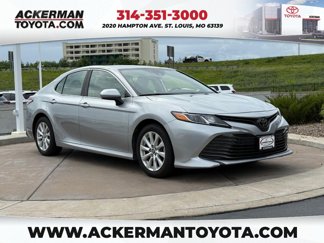 Used 2019 Toyota Camry LE image 1
