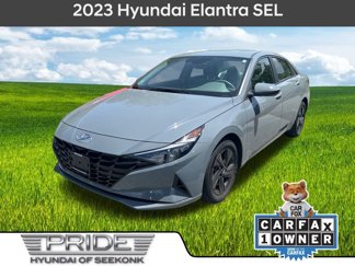 Used 2023 Hyundai Elantra SEL image 1
