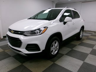Certified 2022 Chevrolet Trax LT w/ LT Convenience Package image 1