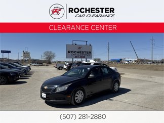 Used 2014 Chevrolet Cruze LS image 1