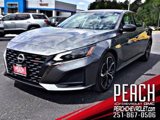 Used 2023 Nissan Altima 2.5 SR image 1