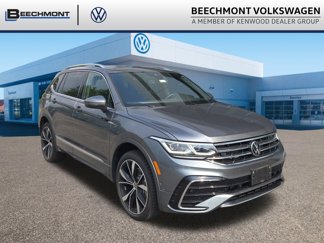 Used 2023 Volkswagen Tiguan SEL R-Line image 1