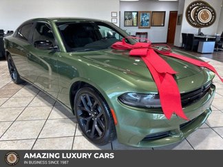 Used 2021 Dodge Charger SXT w/ Blacktop Package image 1
