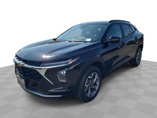 Used 2024 Chevrolet Trax LT w/ Driver Confidence Package image 1