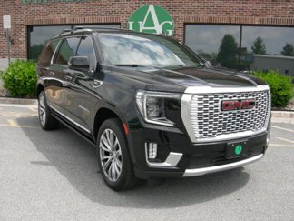 Used 2021 GMC Yukon XL Denali w/ Denali Premium Package image 1