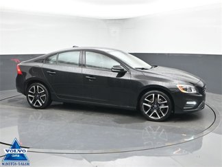 Used 2017 Volvo S60 T5 Dynamic image 1