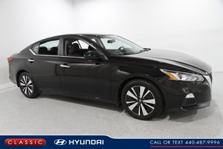 Used 2022 Nissan Altima 2.5 SV image 1