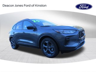 New 2025 Ford Escape ST-Line w/ Tech Pack #1 image 1