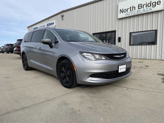 Used 2017 Chrysler Pacifica LX w/ Tire & Wheel Group image 1