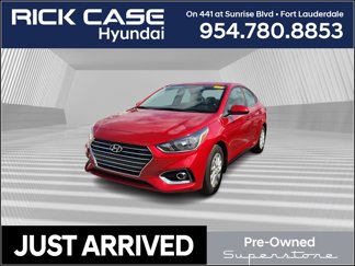 Used 2022 Hyundai Accent SEL image 1