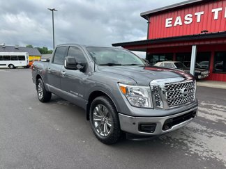 Used 2018 Nissan Titan SV w/ SV Convenience Package image 1