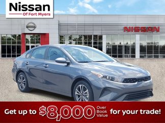 Used 2024 Kia Forte LXS image 1