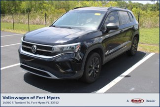 Certified 2022 Volkswagen Taos S image 1