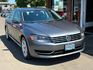 Used 2013 Volkswagen Passat TDI SE image 1