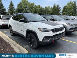 New 2023 Jeep Compass Trailhawk w/ Trailer Tow Group image 1