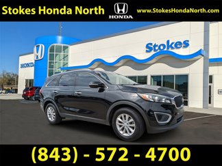 Used 2017 Kia Sorento LX image 1
