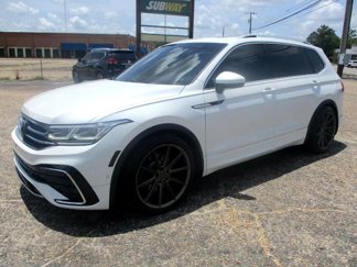 Used 2022 Volkswagen Tiguan SEL R-Line image 1