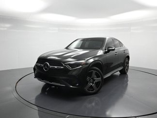 Used 2024 Mercedes-Benz GLC 300 4MATIC image 1