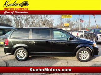 Used 2019 Dodge Grand Caravan SXT image 1