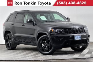 Used 2018 Jeep Grand Cherokee Laredo image 1