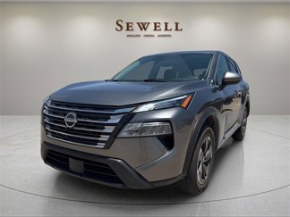Used 2025 Nissan Rogue SV image 1