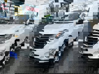 Used 2020 Chevrolet Equinox LS w/ LS Convenience Package image 1