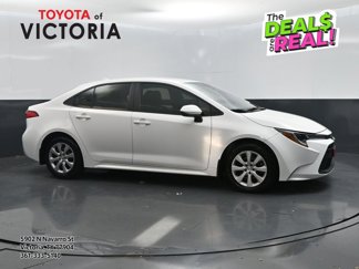 Used 2025 Toyota Corolla LE image 1