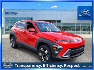 Used 2025 Hyundai Kona SEL image 1