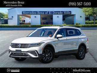Used 2024 Volkswagen Tiguan SE image 1