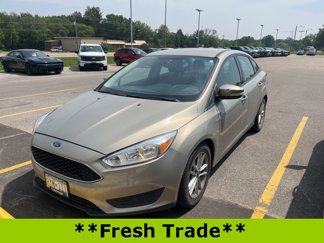 Used 2016 Ford Focus SE image 1